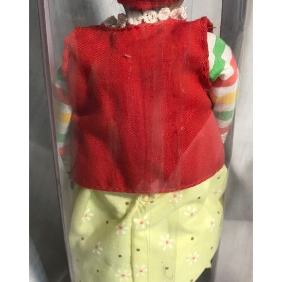 Jamaica Dolls of the World Traditional Clothing Loblaws 12" Red & Yellow Dress - Picture 9 of 9